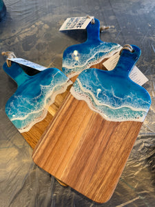 Monday 3/3/25- Resin Class-Small Acacia Board 6pm