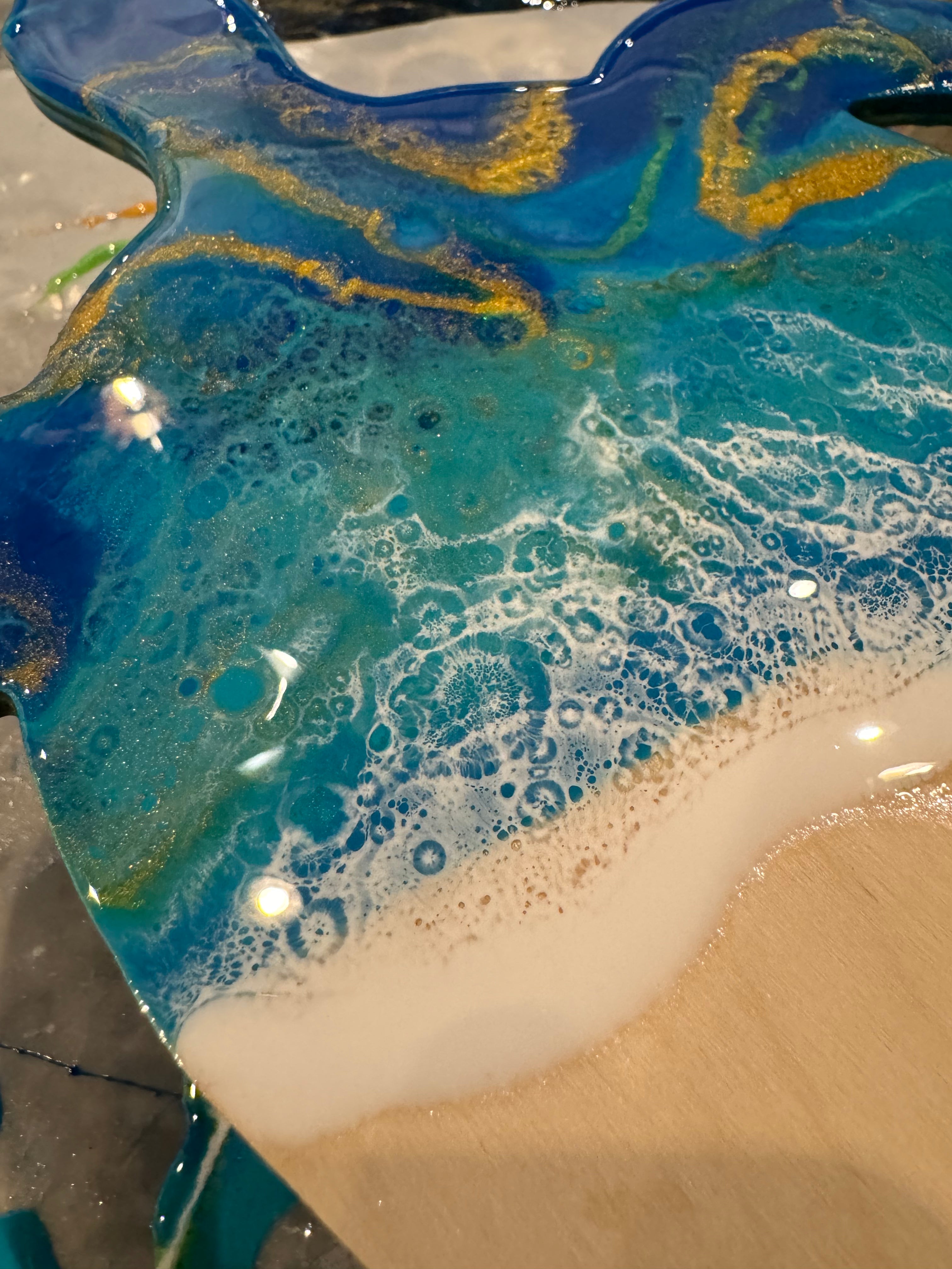 Monday 12/16/24 6pm Resin Class - Turtle Wall Art