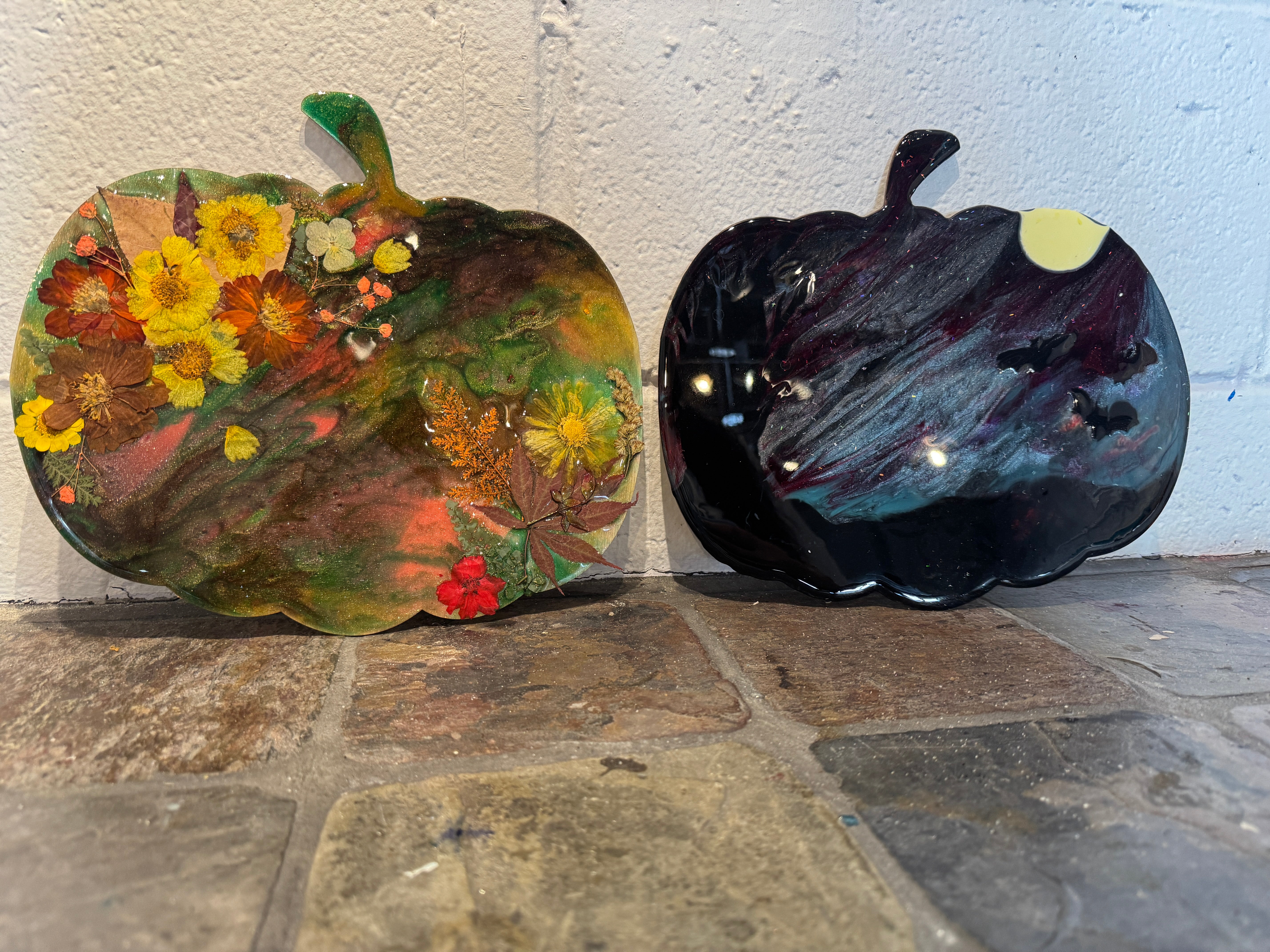 Sunday 10/12/25 12pm Resin Class - Bamboo Serving Board