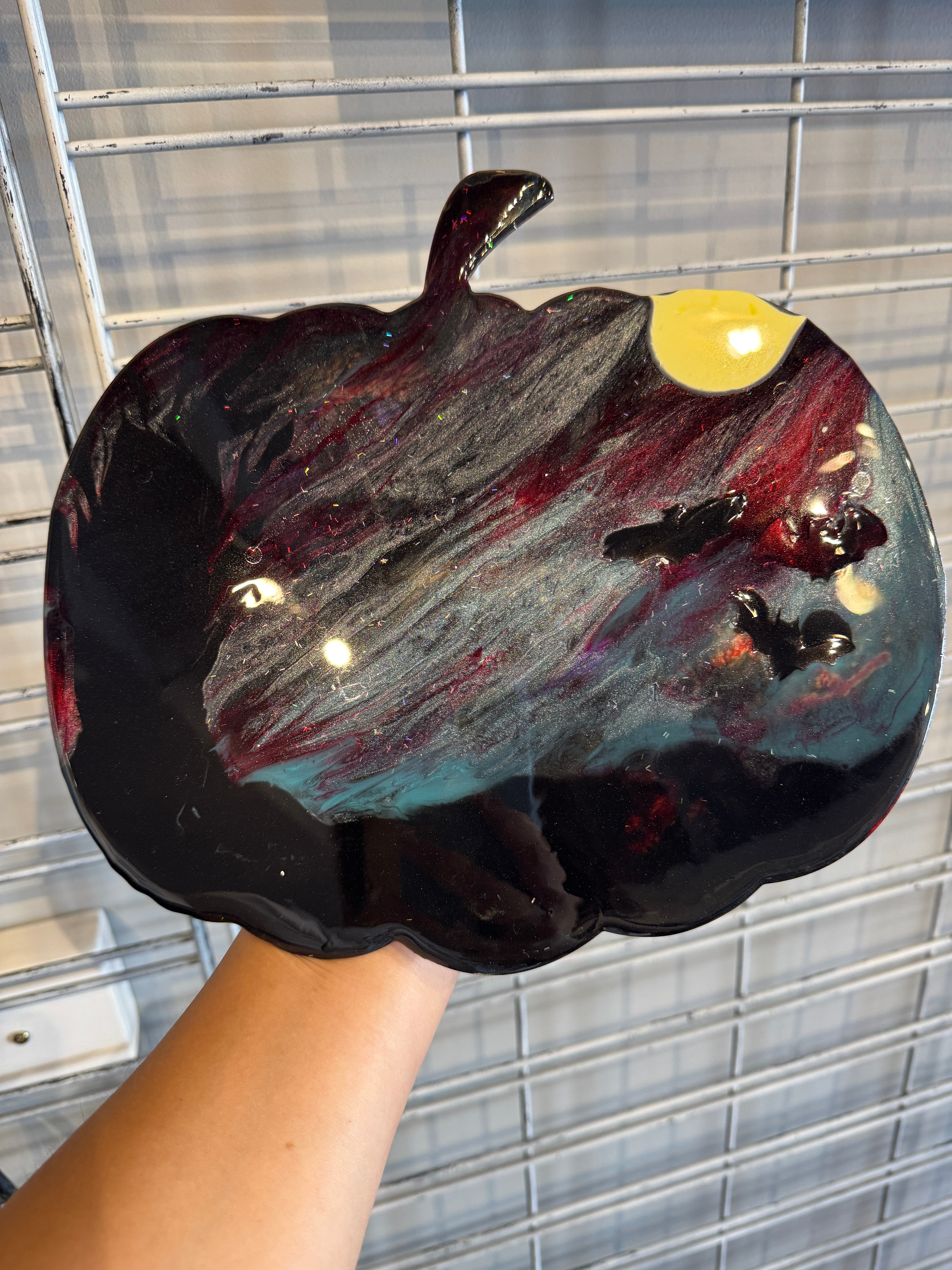 Sunday 10/12/25 12pm Resin Class - Bamboo Serving Board